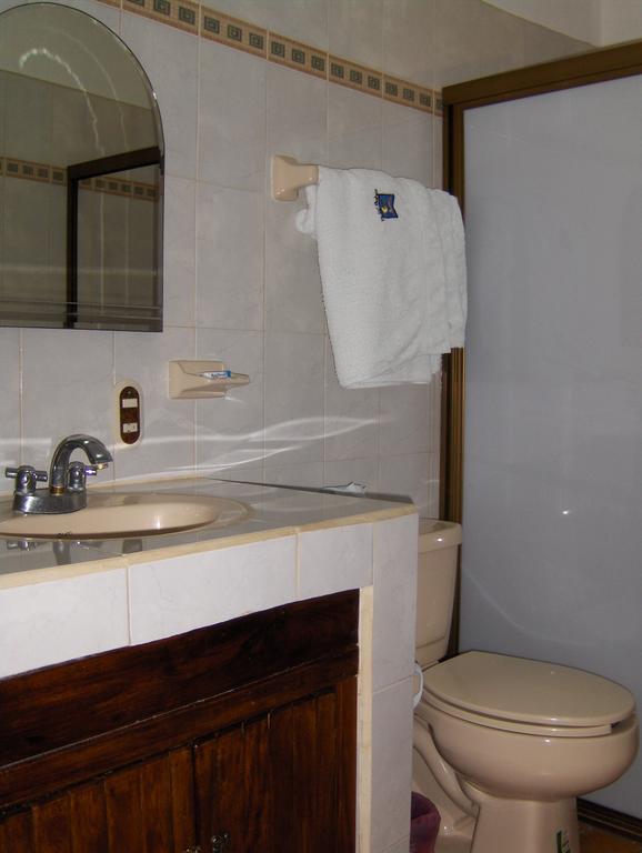 Hôtel Bahia à Barra de Navidad Extérieur photo