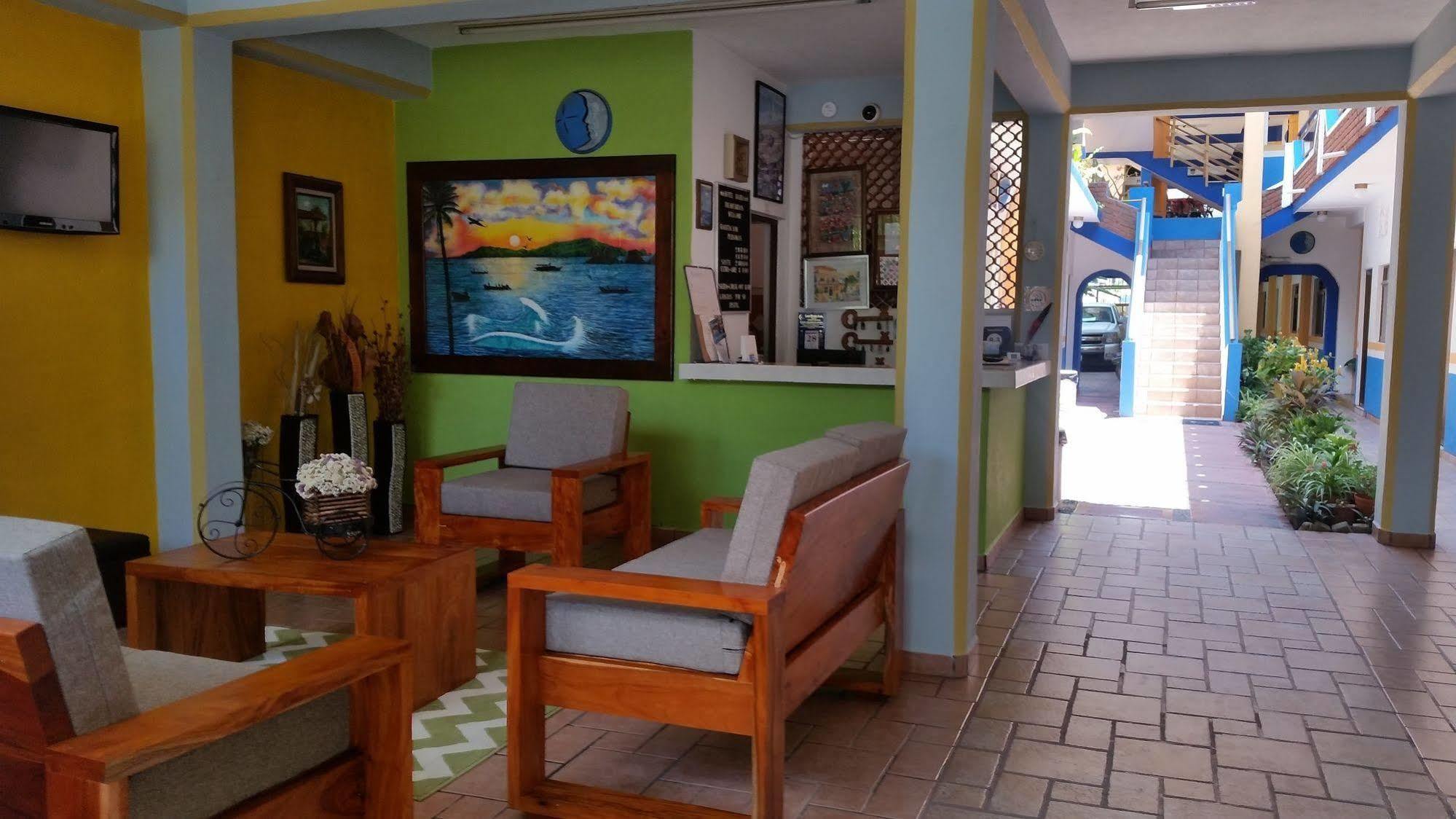 Hôtel Bahia à Barra de Navidad Extérieur photo