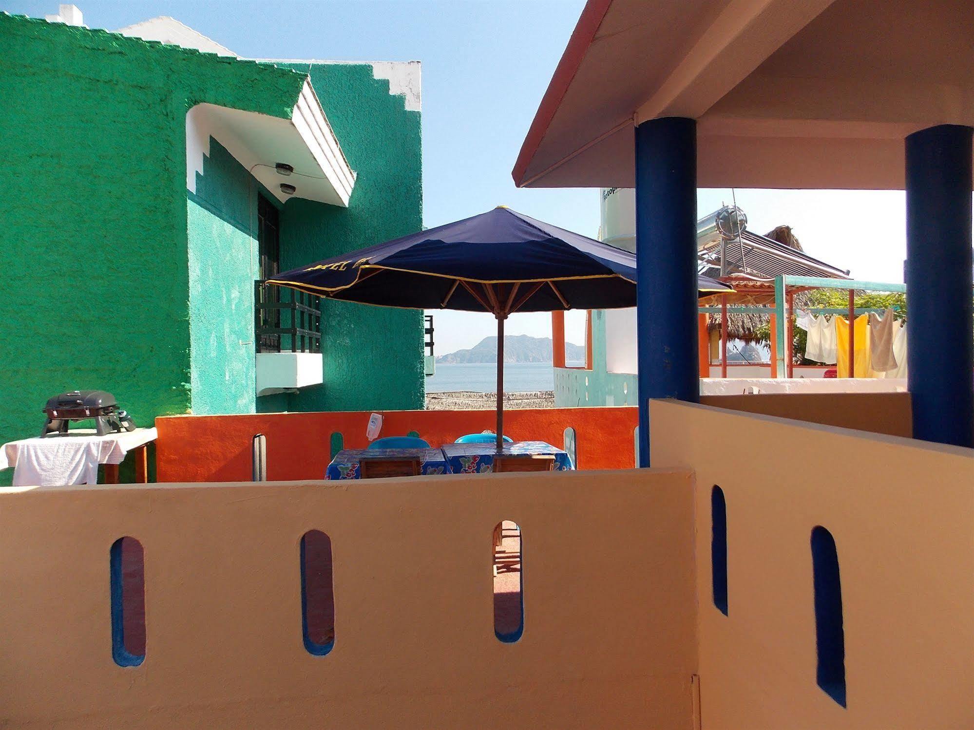 Hôtel Bahia à Barra de Navidad Extérieur photo